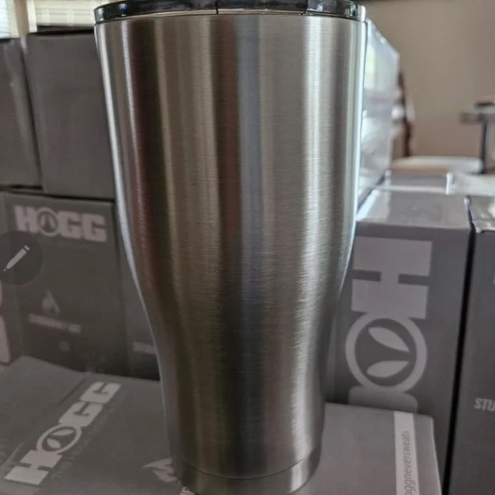 Hogg stainless steel  30 oz tumblers